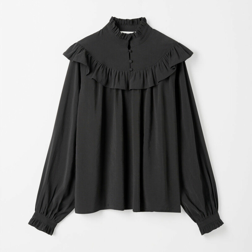 Svart blus med krage
