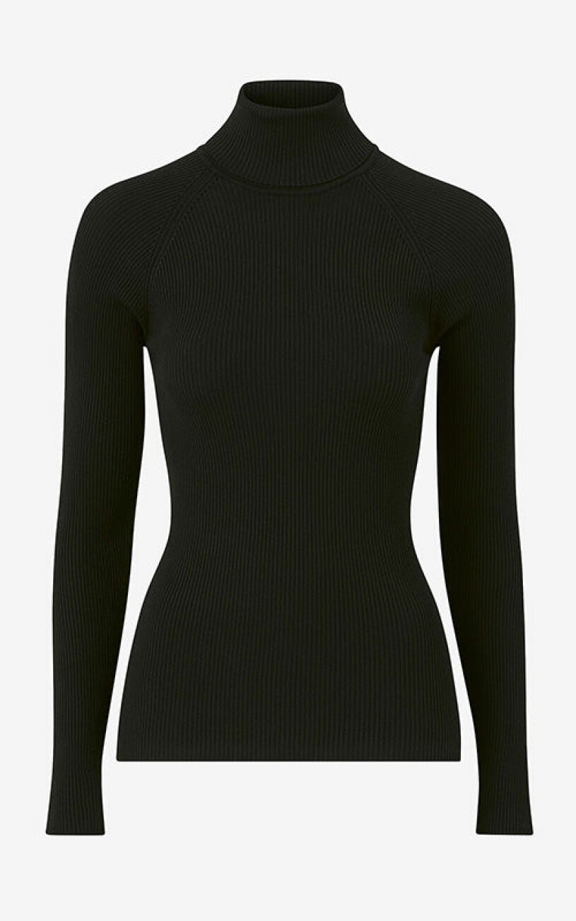 svart-polotroja-gina-tricot