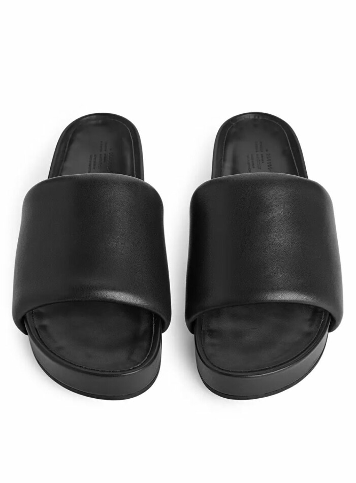 Svart Sandal & Other stories