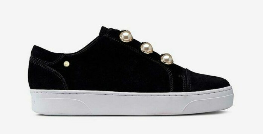 Svarta sneakers