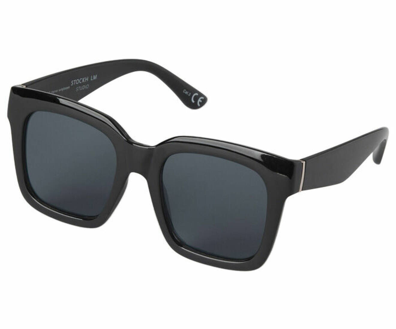 svarta solglasögon med fyrkantig form och uv-skydd för dam från stockh lm studio