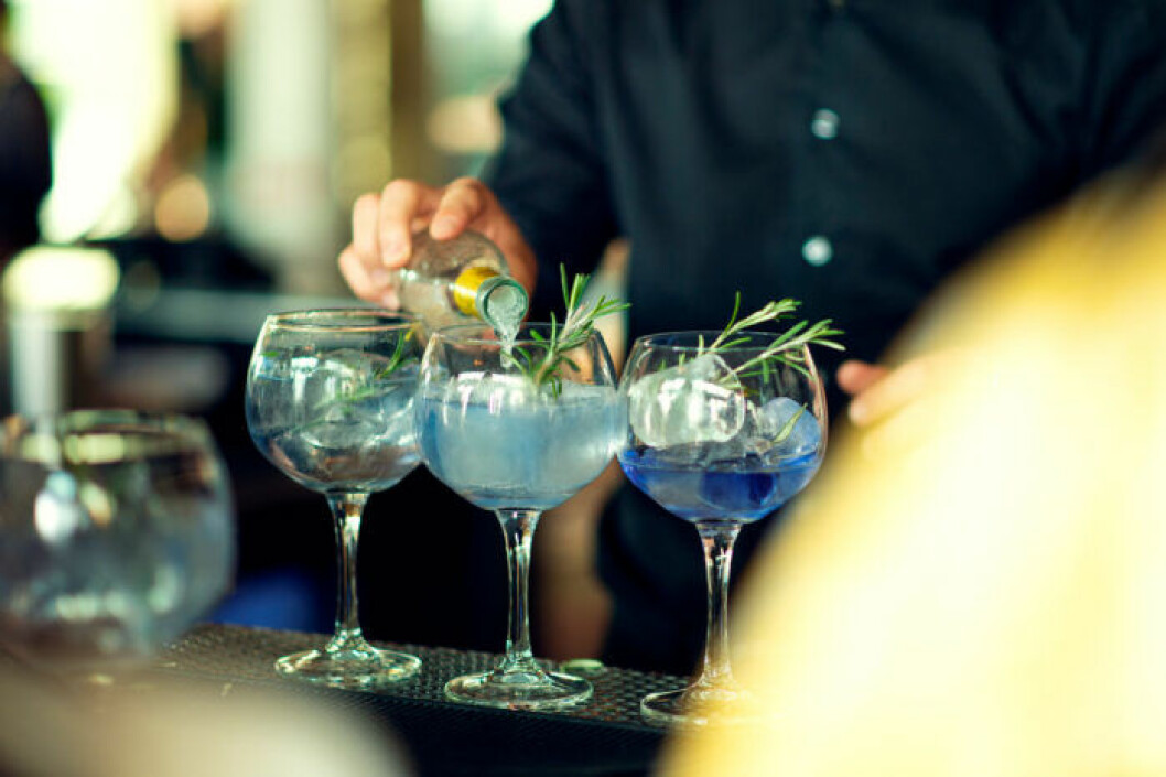 Det är inte bara att blanda gin och tonic, om du nu trodde det. Tips på hur du blandar din bästa Gin & tonic.
