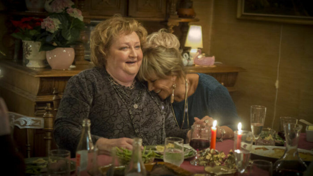 Marianne Mörck som Birgitta och Lill Babs som Gugge i <em>Bonusfamiljen</em>. Bild: SVT