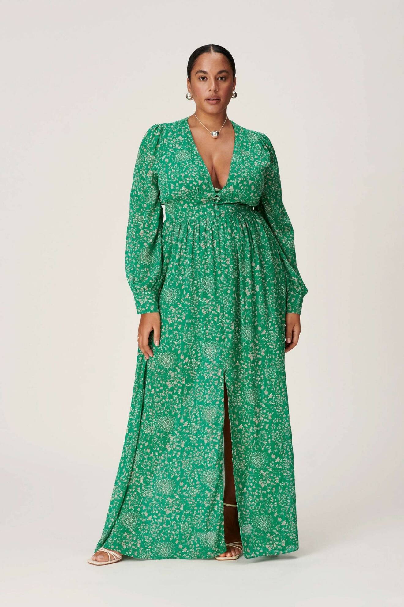 grön mönstrad maxiklänning från adoore