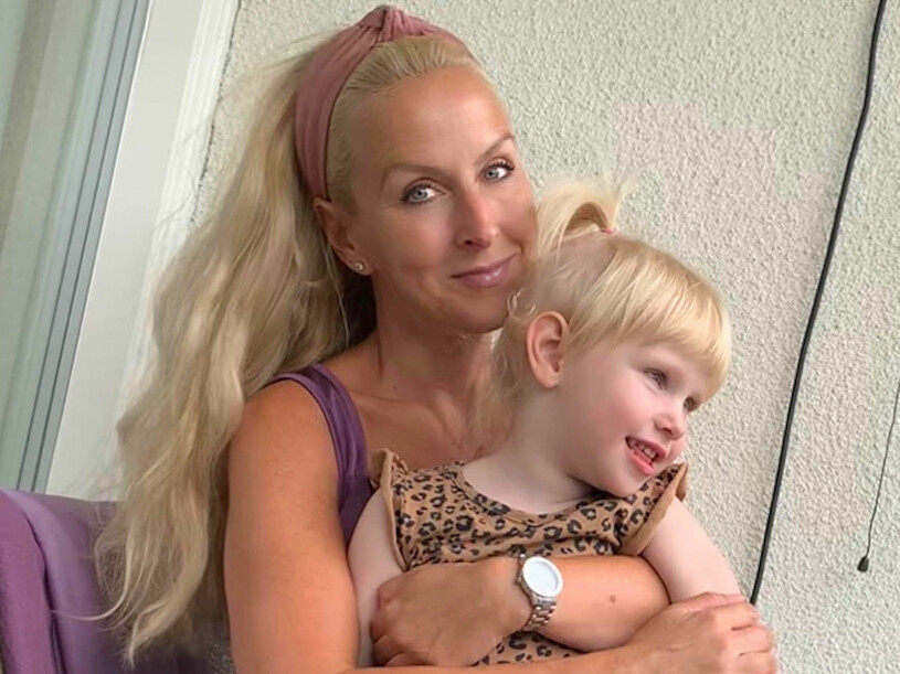 Tina tillsammans med sin dotter Noelle. Foto: Privat