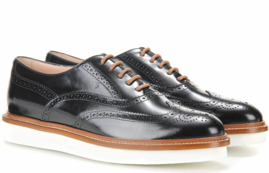 <a href="http://www.mytheresa.com/euro_en/gomma-leather-brogues-580331.html" target="_blank">Snörskor</a>, ca 4 700 kr, Tod’s/www.mytheresa.com snorsko-tods-mytheresa