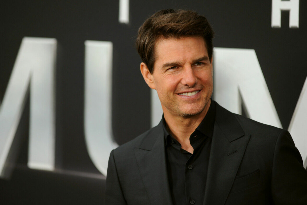 Vänsterhänte Tom Cruise fick tidigt lära sig att använda höger hand också för att skriva. Tom Cruise