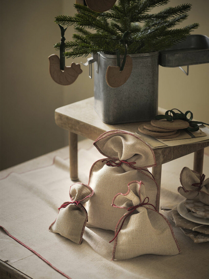 Den stora jultrenden finns både i butik och hemma på vinden hos många.Foto: Ikea