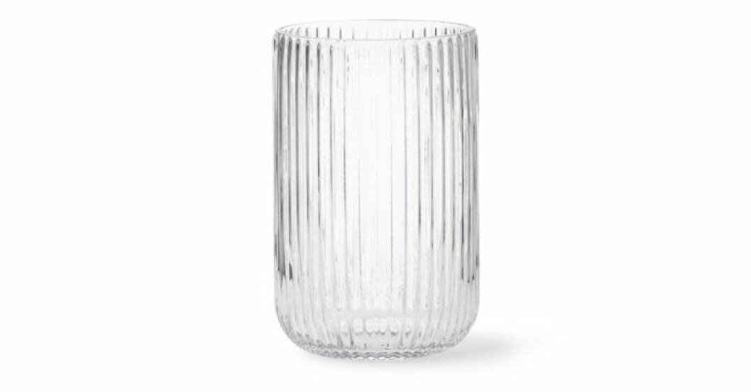 Trendiga vaser i glas från Åhlens