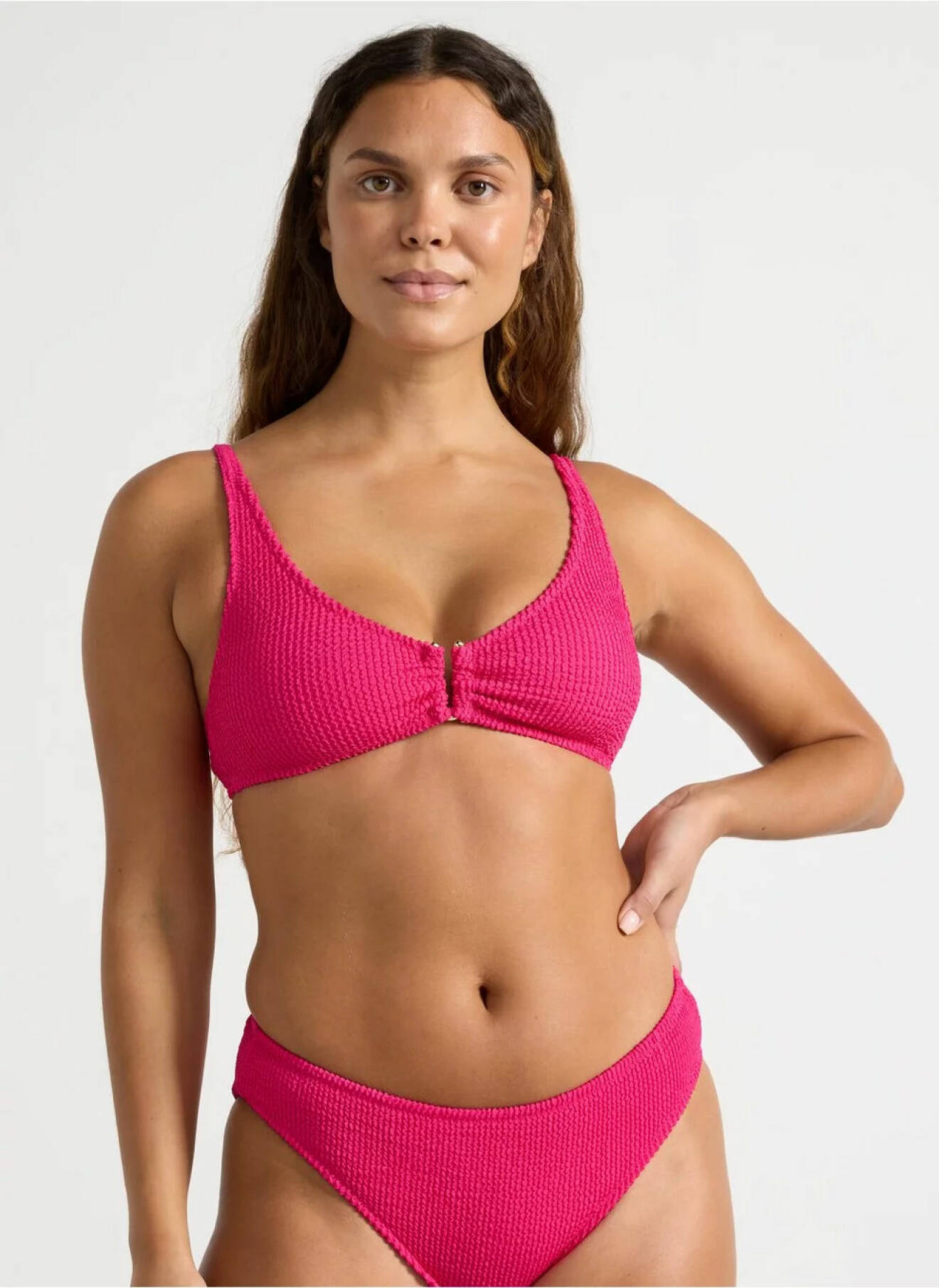 Trendig rosa bikini från Lindex.
