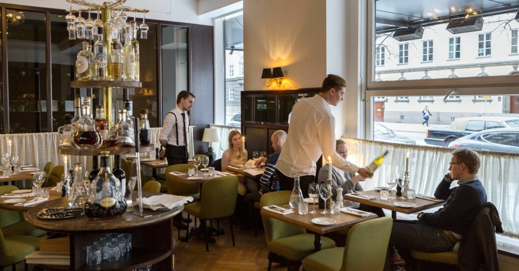 Restaurang Un Poco drivs av Sebastian Ingrosso och Axel ”Axwell” Hedfors från Swedish House Mafia och DJ-duon Axwell Ingrosso. Restaurang Un Poco
