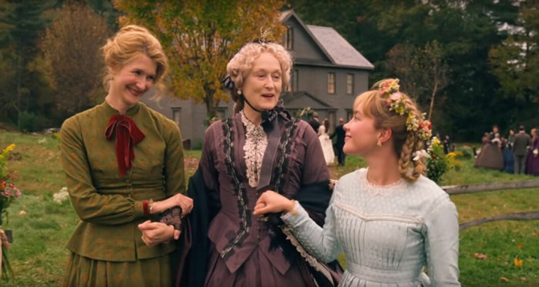 <em>Unga kvinnor</em> är den senaste nyinspelningen av Louisa May Alcot romanklassiker. En bild från filmen Unga kvinnor.
