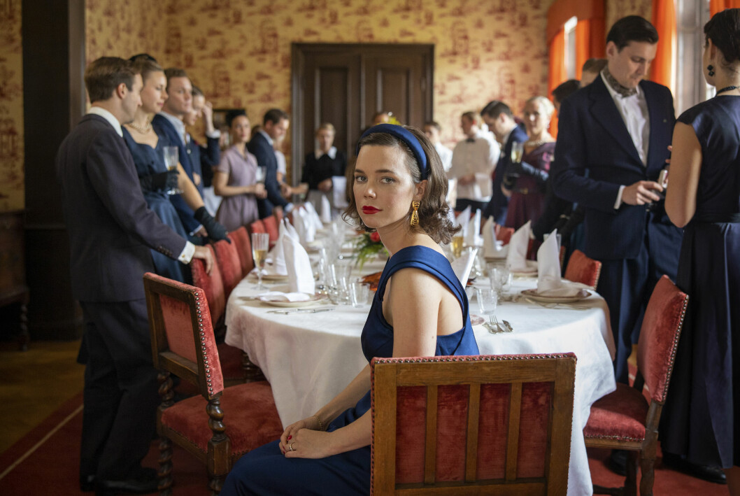 Hedda Stiernstedt spelade Nina Löwander i <span class=" italic" data-lab-italic_desktop="italic">Vår tid är nu</span> på SVT. hedda stiernstedt i vår tid är nu