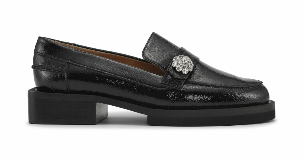 Svarta loafers
