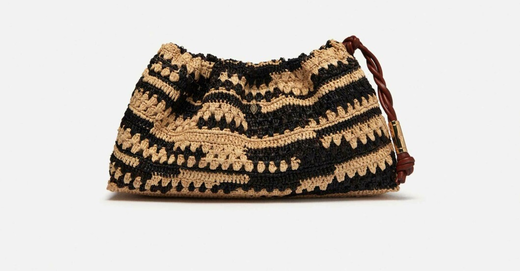 Väska i textil, 1 890 kr, Ba&sh. Väska i textil, 1 890 kr, Ba&sh.