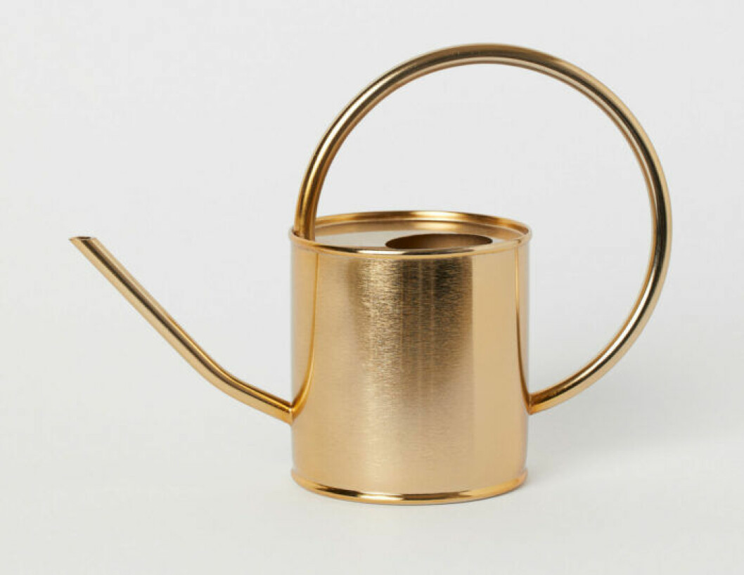 Liten vattenkanna i metall från H&M home