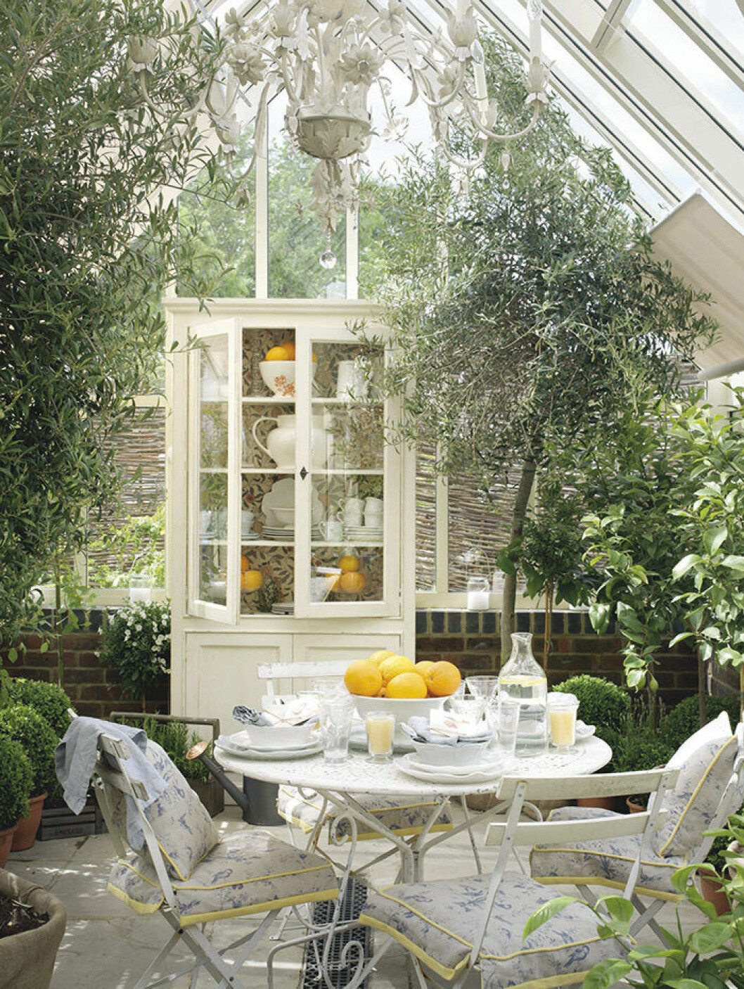 Foto: <a href="https://vanstatradgard.se/" target="_blank" rel="noopener">Vansta Trädgård</a> Växthus, orangeri inspiration