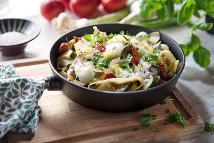 En snabb, italiensk pastarätt att återkomma till igen och igen. Pasta rico