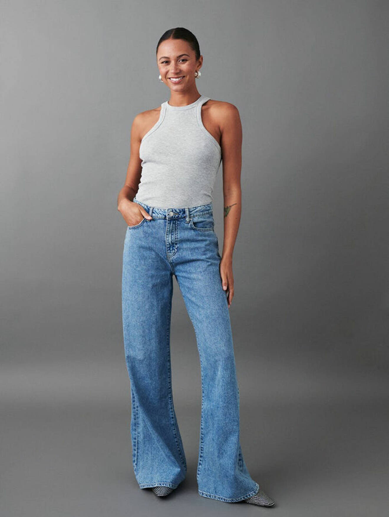 Vida jeans med hög midja från Gina tricot