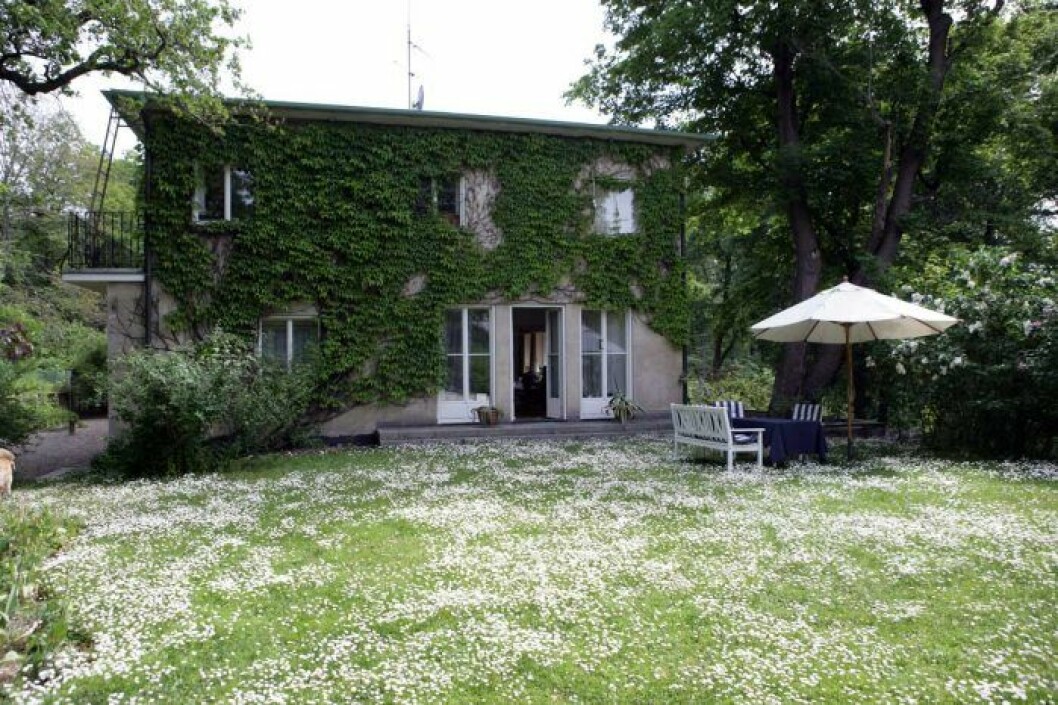Den frodiga murgrönan är ett minne blott! Villa Solbacken