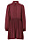 vinröd klänning i större storlekar och plus size från Ellos Plus collection sommaren 2022
