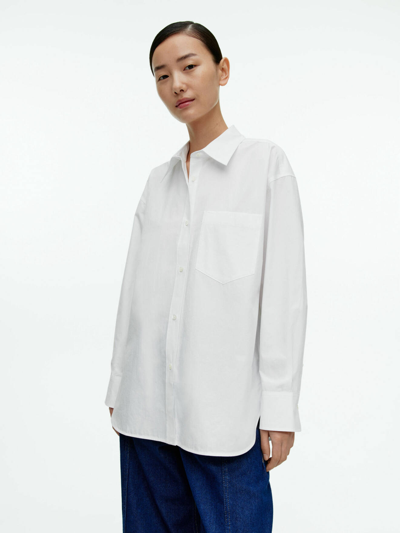 vit oversize skjorta för dam från arket