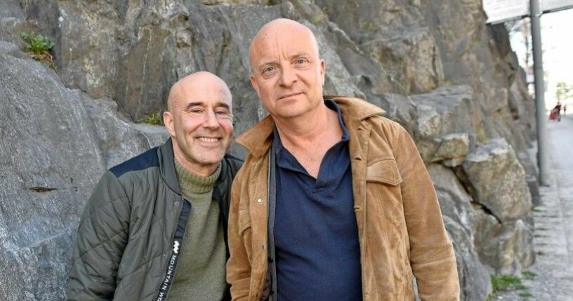 Mark Levengood bor tillsammans med maken Jonas Gardell och de två barnen.