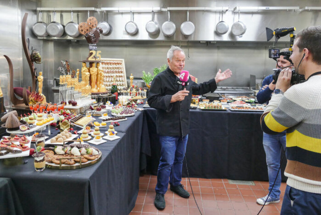 Wolfgang Puck pratar med pressen innan Oscarsgalan 2019. Foto: TT Wolfgang Puck pratar med pressen innan Oscarsgalan 2019.