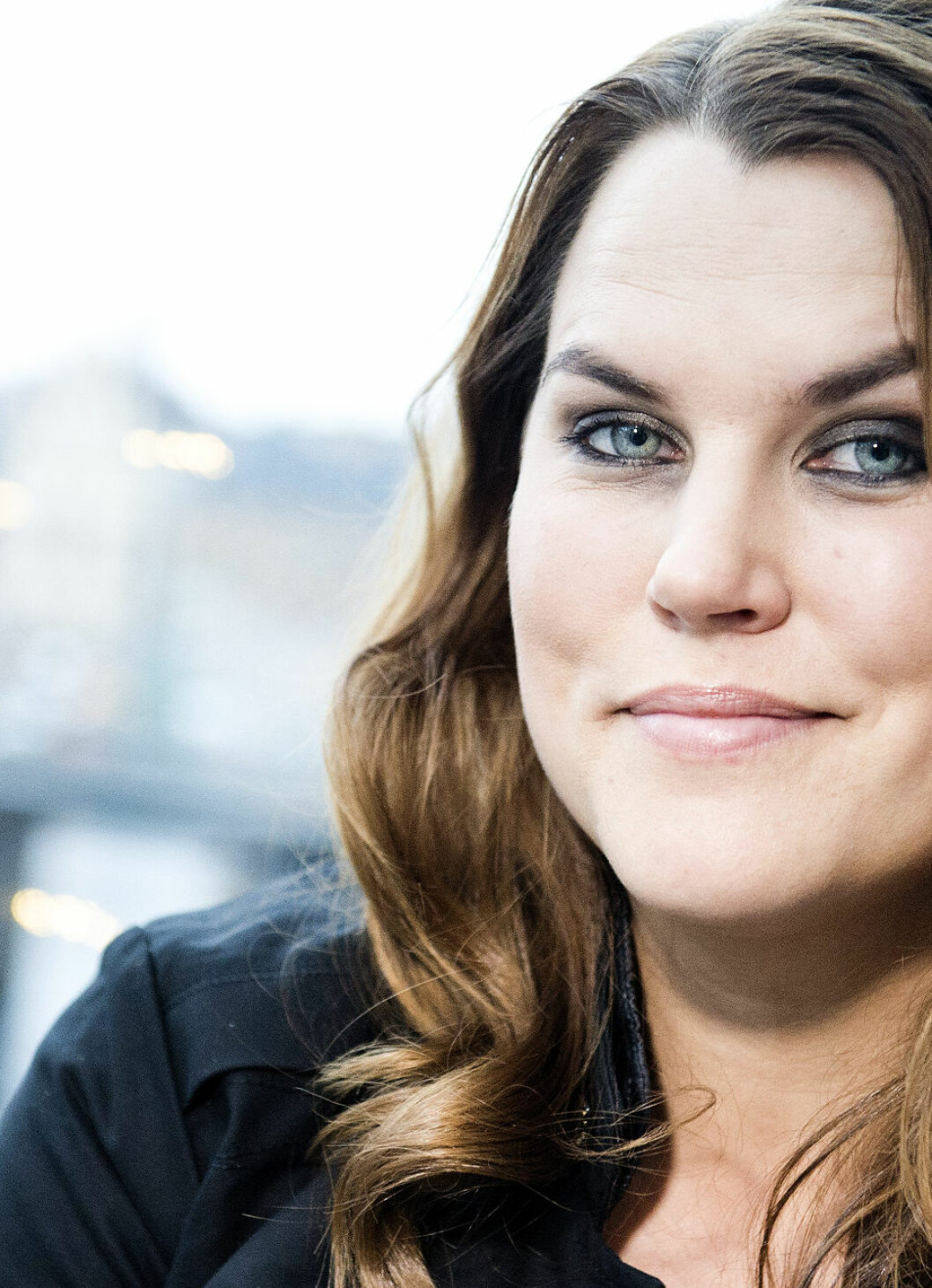 Yogabok av Karin Björkegren Jones.