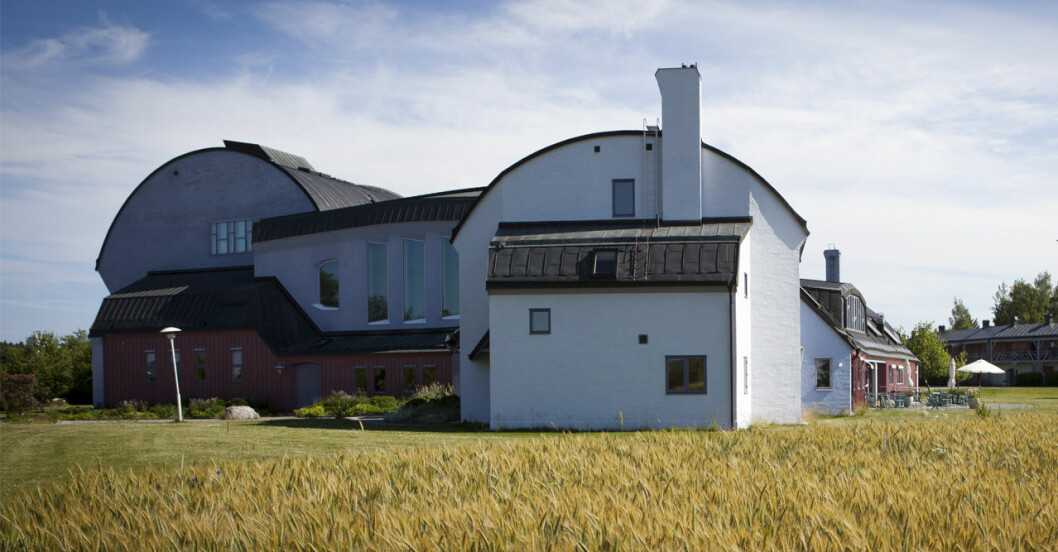Ytterjärnas kulturcentrum har en fin trädgårdspark du kan besöka.
