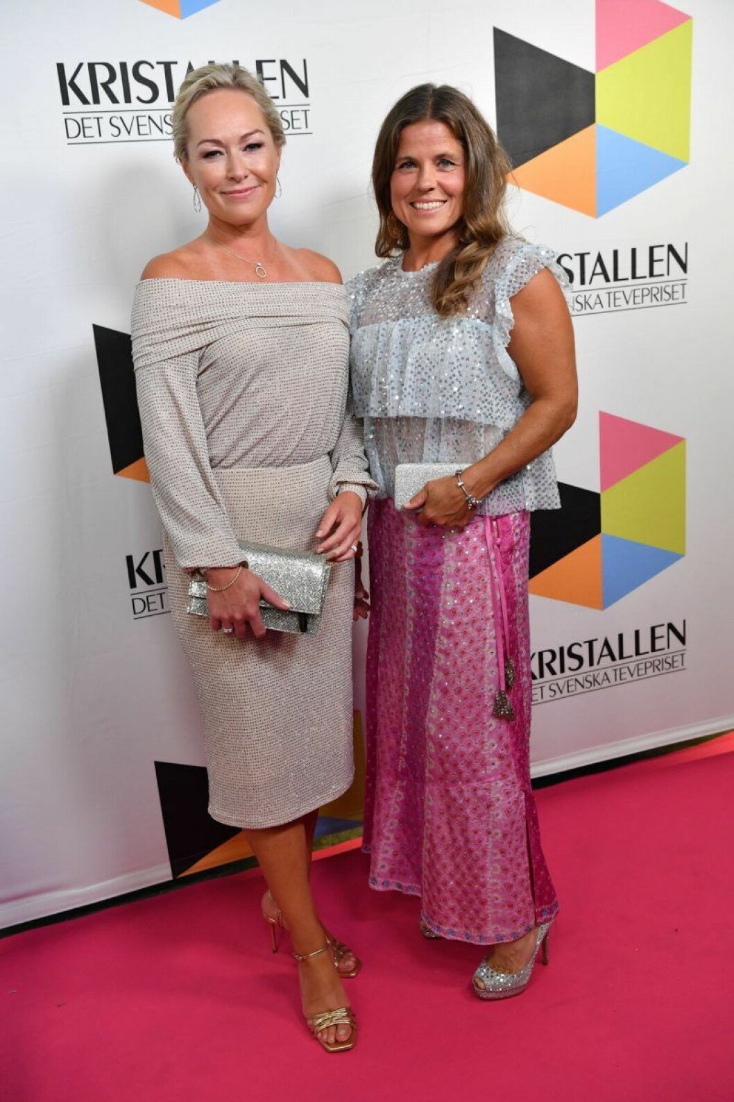 Yvette Hermundstad och Pernilla Wiberg. Yvette Hermundstad och Pernilla Wiberg på röda mattan på Kristallen 2019