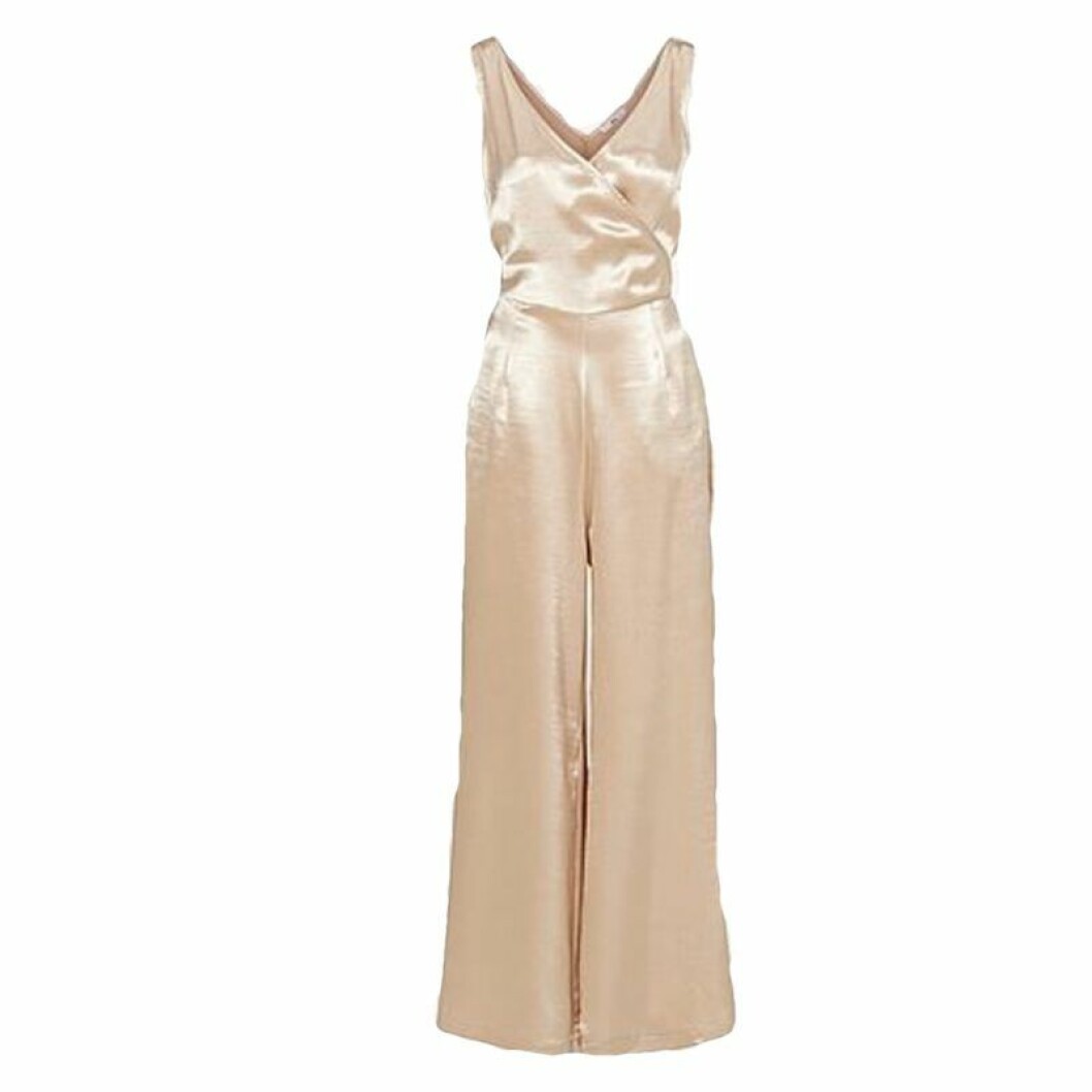 Byxdress i champagne