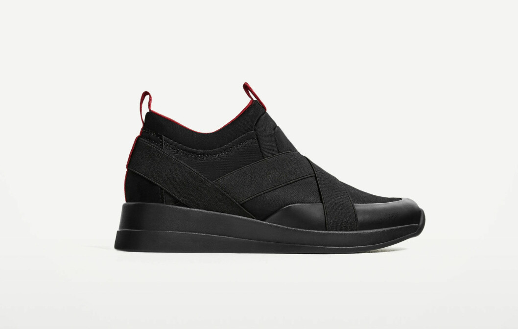 svarta-sneakers-zara