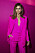 Zendaya var klädd i rosa kostym från Valentino vid deras höstvisning.